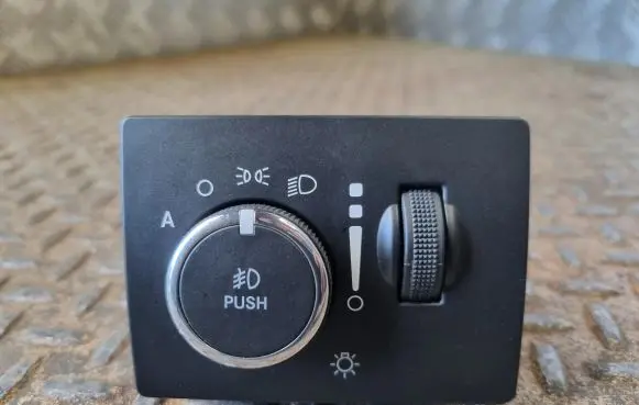 Jeep Grand Cherokee Light switch 68258718AB P68258718AB