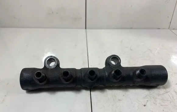 Toyota Corolla Verso AR10 Fuel main line pipe