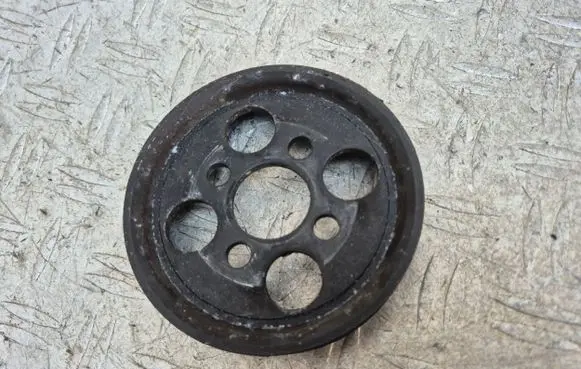Volvo XC60 Power steering pump pulley 30731821