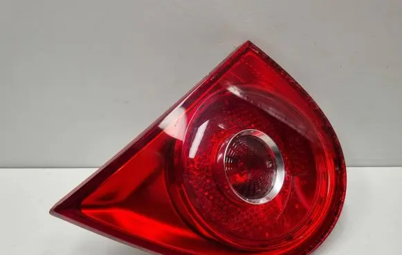 Volkswagen Golf V Tailgate rear/tail lights 1K6945094F