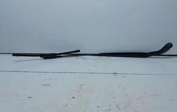 Nissan Qashqai Front wiper blade arm 80017607A 80017607