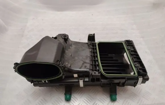 Mercedes-Benz CLS C257 Air filter box A6540900001