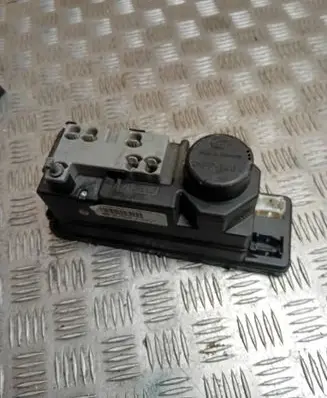 Mercedes-Benz E W210 Central locking vacuum pump 2108001148 00782820 002299068