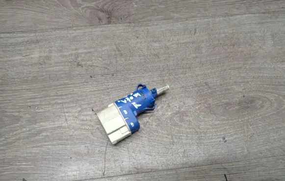 Volvo V70 Brake pedal sensor switch 3N5T9C872AC