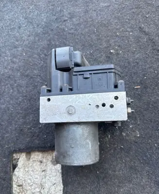 BMW 5 E39 ABS Pump 0265223001 34516750383 0265900001