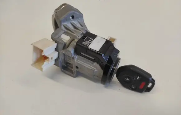 Subaru Impreza V Ignition lock 88216FLO1A 62A4880000 I7200329
