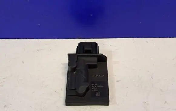 Volvo XC90 Fuel injection pump control unit/module 32203571