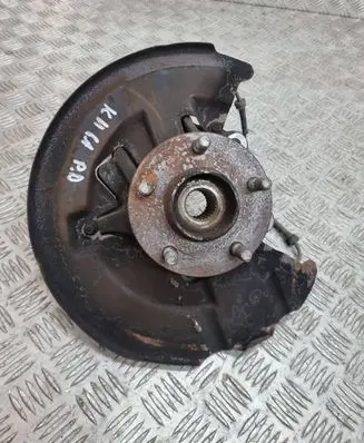 Ford Kuga I Front wheel hub