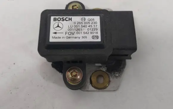 Mercedes-Benz E W210 ESP acceleration yaw rate sensor 0265005230 0015404517