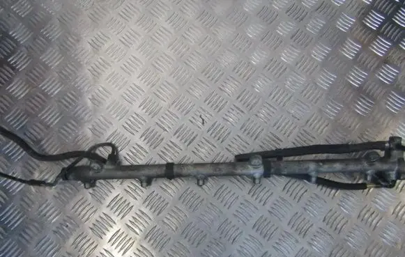 Mercedes-Benz E W210 Fuel main line pipe 0445216004 a6130700095