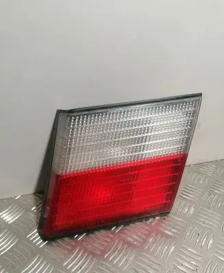 Nissan Primera Tailgate rear/tail lights