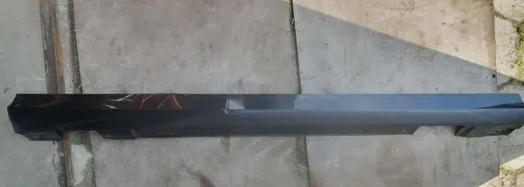 Mercedes-Benz C W204 Side skirt rear trim 