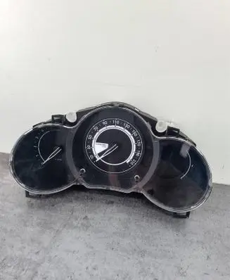 Speedometer (instrument cluster)