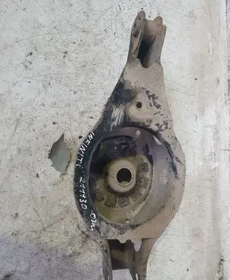 Infiniti Q45 III Rear upper control arm/wishbone