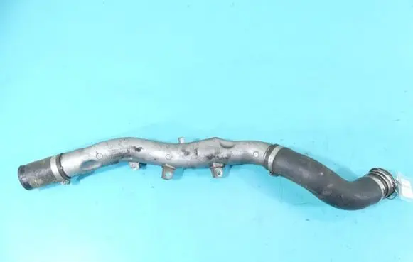 Toyota Avensis T270 Intercooler hose/pipe IMPRK1325943