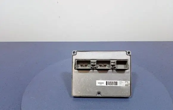 Volvo S40 Engine control unit/module ECU 30743371
