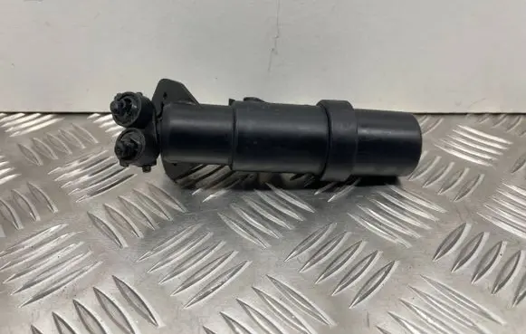 Skoda Fabia Mk1 (6Y) Headlight washer spray nozzle 6Y0955965