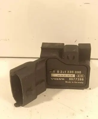 Volvo V70 Air pressure sensor 8677288 0261230090 0404231CS6