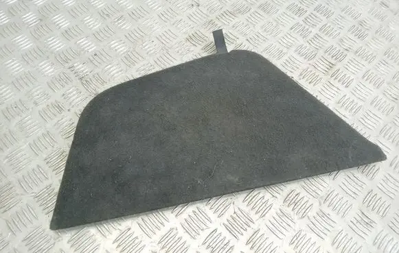 Toyota Avensis T270 Other trunk/boot trim element 5840805035