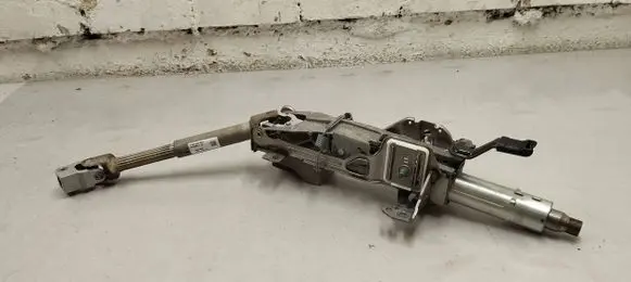 Steering wheel axle set