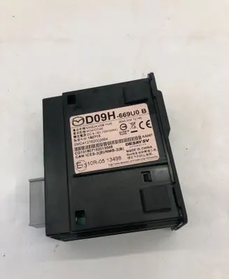 Mazda CX-3 USB socket connector D09h669u0