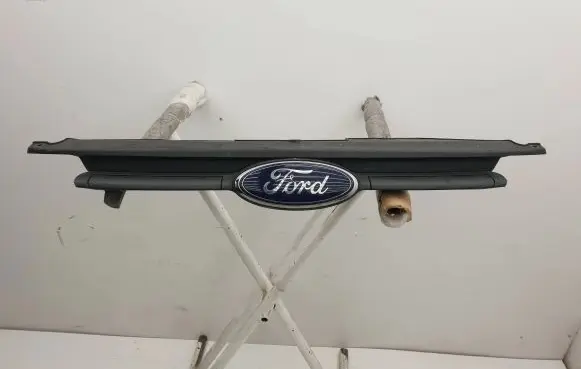 Ford Transit Front bumper upper radiator grill BK218A133A BK218200