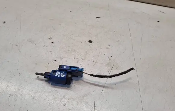 Audi A6 S6 C6 4F Brake pedal sensor switch 1J0927189E 19322002 13280