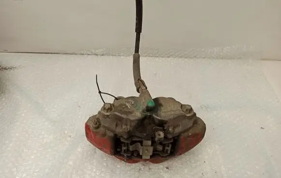 Mercedes-Benz CLS C219 Front brake caliper