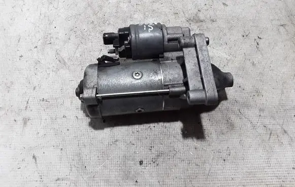 Peugeot 3008 II Starter motor 9832577880