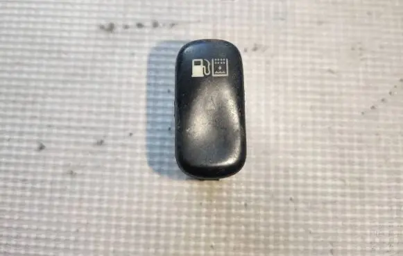 Mercedes-Benz Sprinter W901 W902 W903 W904 Fuel tank opening switch 0018208601 32084901