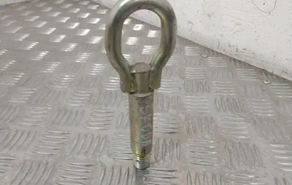 Skoda Fabia Mk1 (6Y) Towing hook eye 