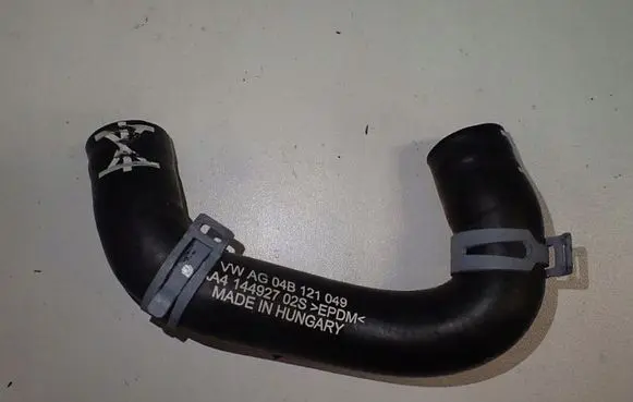 Volkswagen Polo V 6R Engine coolant pipe/hose 04B121049