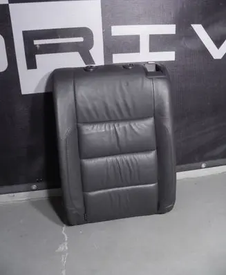 Volkswagen Golf V Rear seat 