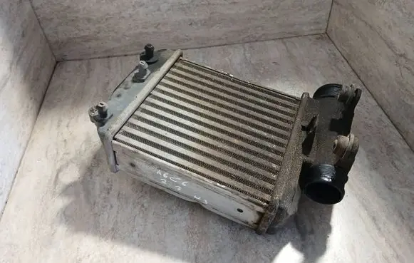 Audi A6 S6 C6 4F Intercooler radiator 