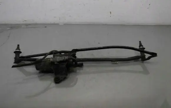 Renault Master II Front wiper linkage and motor