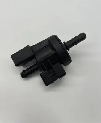 Audi A6 S6 C6 4F Vacuum line/pipe/hose 06E906517A