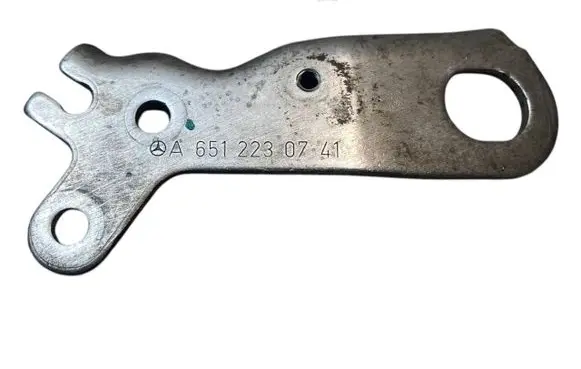 Mercedes-Benz Sprinter W906 other engine part A6512230741