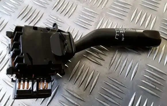 Mazda 626 Wiper control stalk 17C935