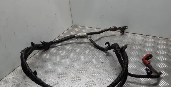 Positive cable (battery)