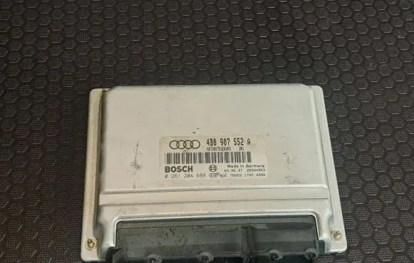 Audi A6 S6 C5 4B Engine control unit/module 4B0907552A 0261204688