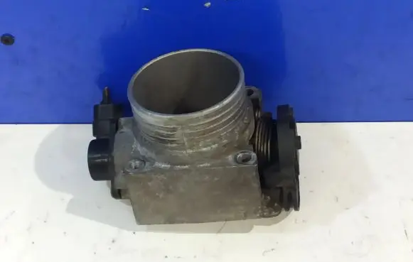 Volvo S40, V40 Throttle valve 9186780