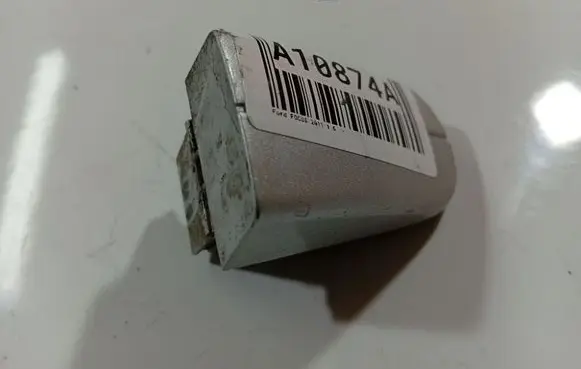 Ford Focus Loading door cover/cap 7m51u218b08