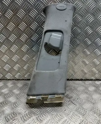 KIA Sorento (B) pillar trim (top) 858452P200