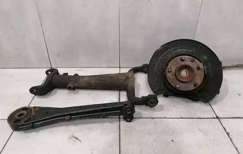 Aston Martin Vantage III Rear wheel bearing hub 26120979AC