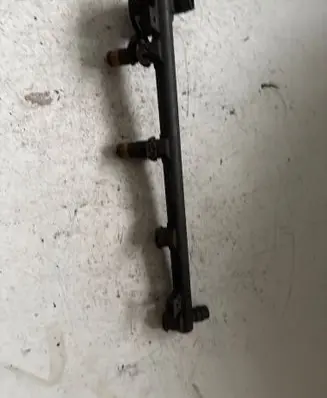 Opel Astra H Fuel main line pipe 7700112513
