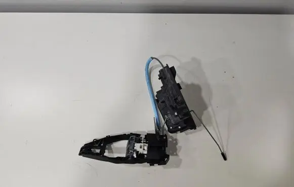 BMW X3 G01 Front door lock 51219492091 9492091 19864010