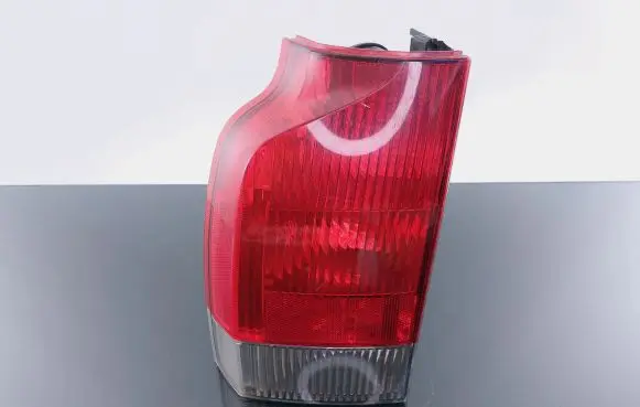 Volvo V70 Rear/tail lights 9154497 L9154501