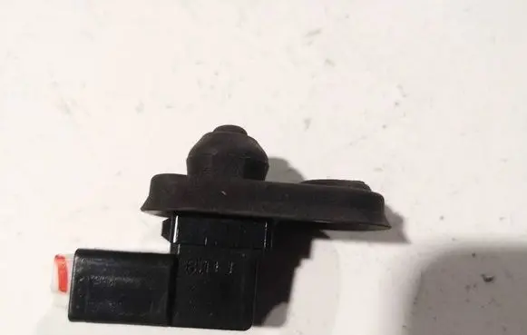 Mitsubishi Lancer X Front door sensor 