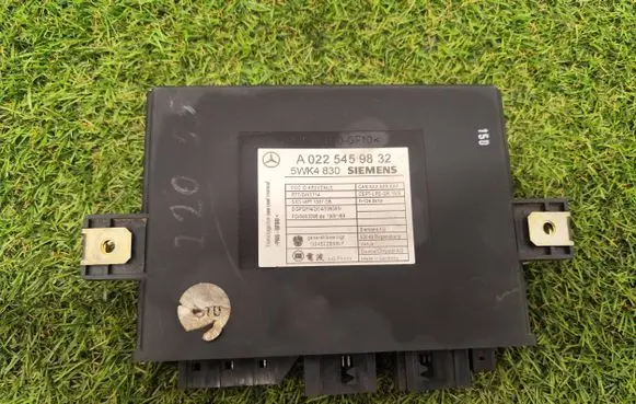 Mercedes-Benz S W220 Keyless (KESSY) go control unit/module A0225459832 5WK4830