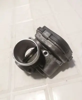 Peugeot 5008 Throttle valve 9673534480 28275019 28098656